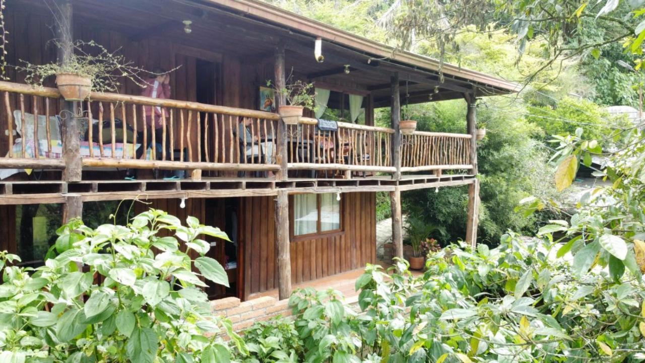Hostal Y Cabanas Los Juanes Хардин Экстерьер фото