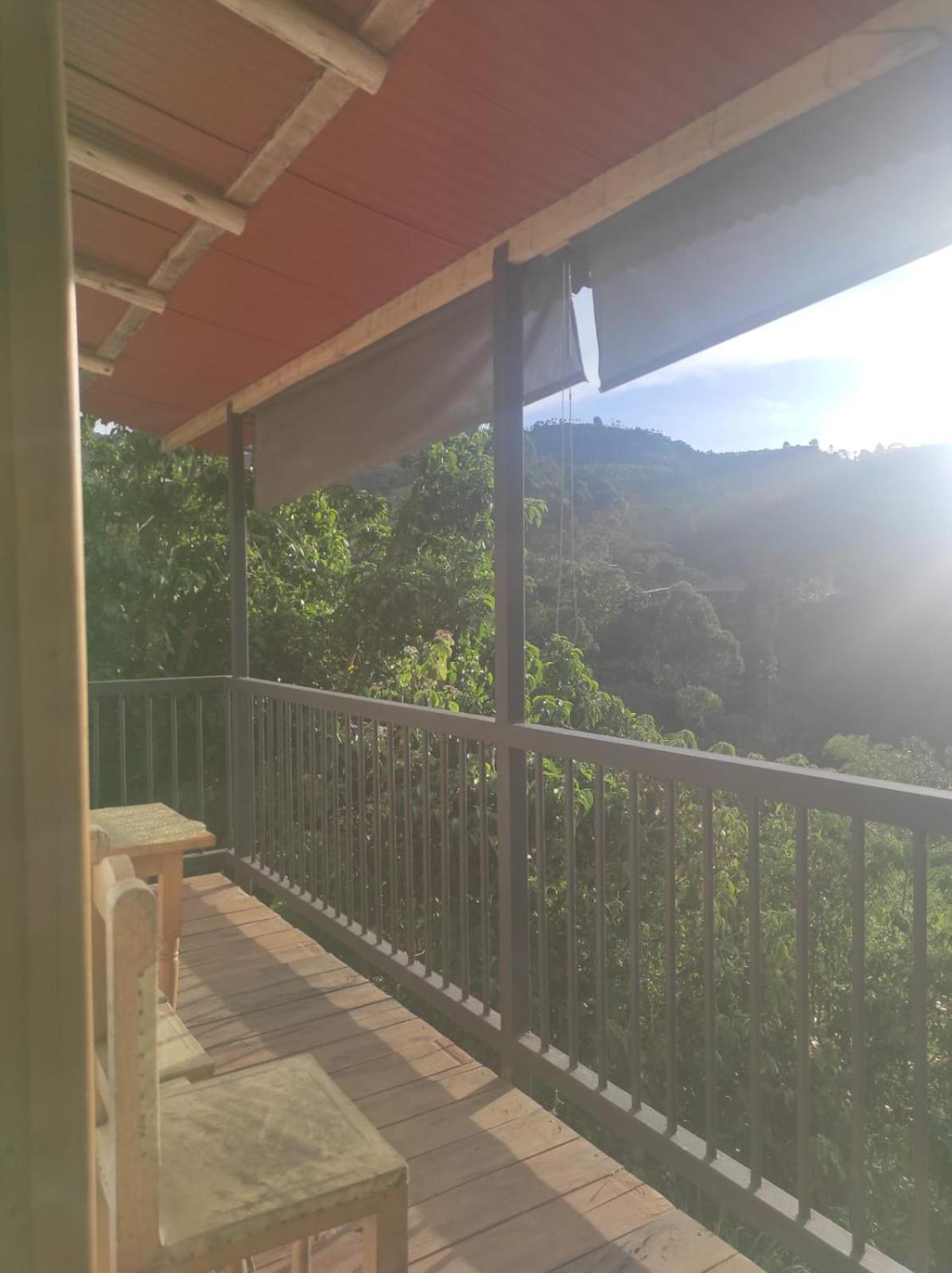 Hostal Y Cabanas Los Juanes Хардин Экстерьер фото